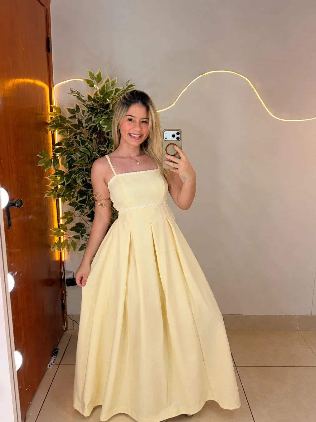 CRISTAL AMARELO MANTEIGA  LISO